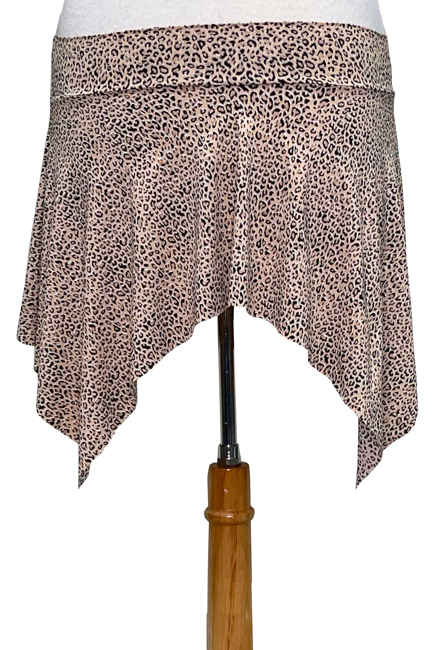 small scale cheetah print mini skirt
