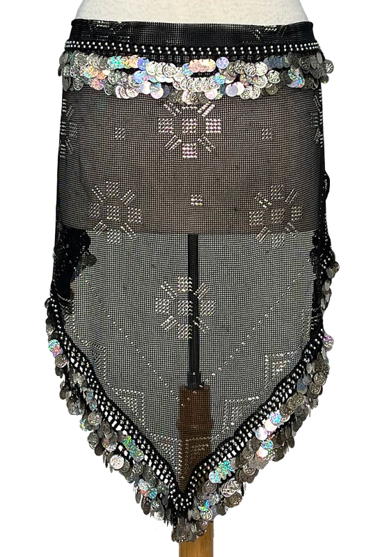 Assuit hip scarf with round pattern