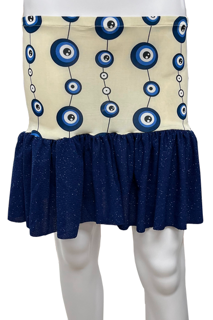 Skirt with blue and white pattern on a mannequin